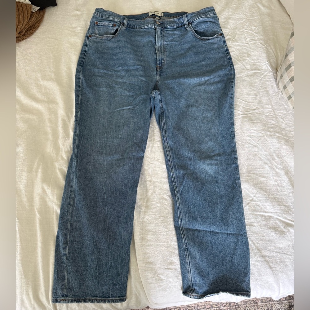 Abercrombie Ankle Straight Ultra High Rise Curve Love Jeans